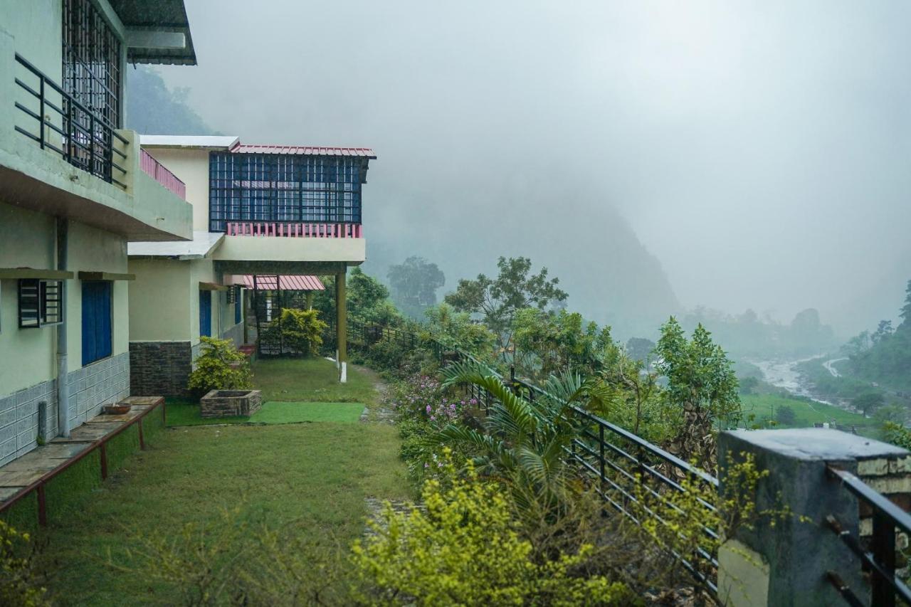 Baandal River Resort A Unit Of Maa Surkunda Devi Audhogik Kshetra Dehradun Extérieur photo