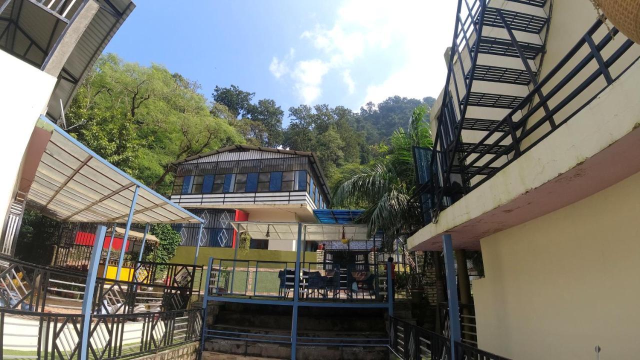 Baandal River Resort A Unit Of Maa Surkunda Devi Audhogik Kshetra Dehradun Extérieur photo